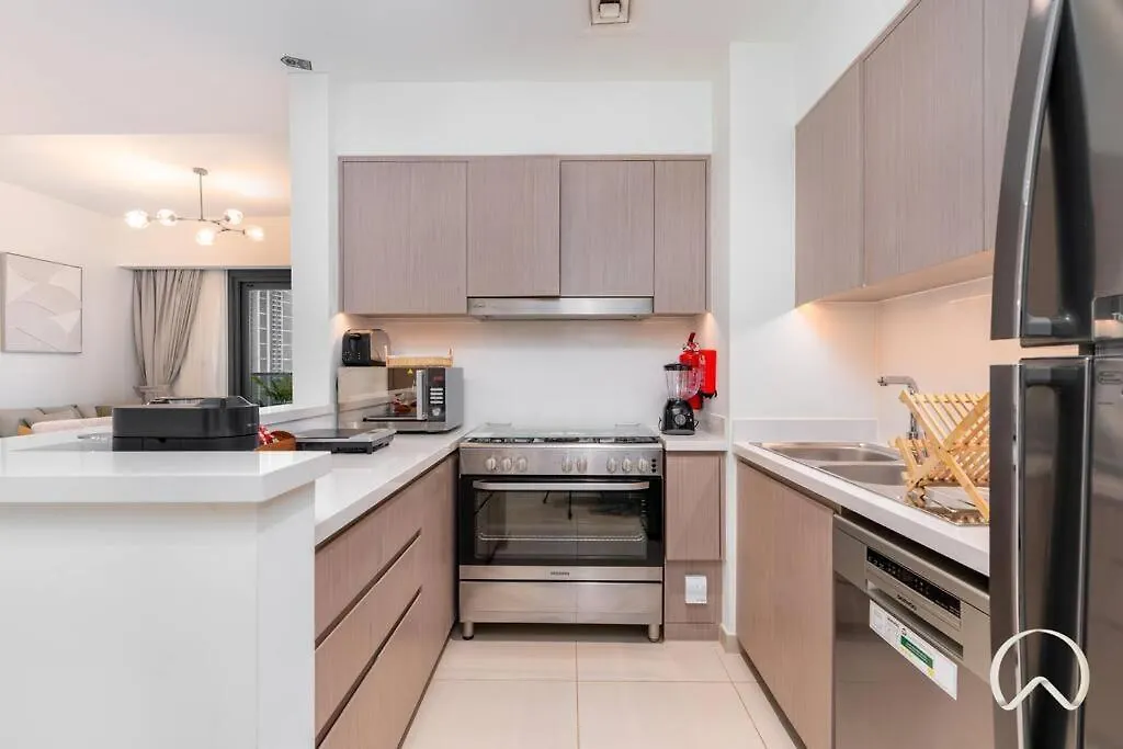 Luxurious 3Br In Act 1 Act 2 With Burj Khalifa View Apartment Dubai United Arab Emirates