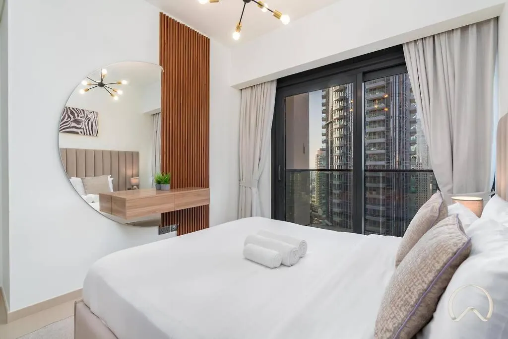 Luxurious 3Br In Act 1 Act 2 With Burj Khalifa View Apartment Dubai United Arab Emirates