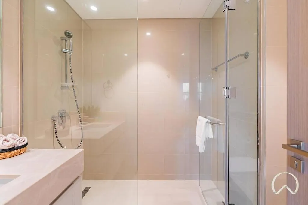 Luxurious 3Br In Act 1 Act 2 With Burj Khalifa View Apartment Dubai