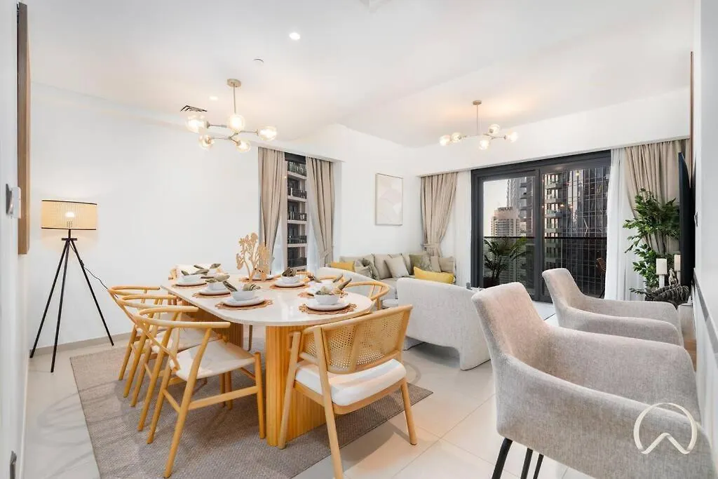 Luxurious 3Br In Act 1 Act 2 With Burj Khalifa View Apartment Dubai United Arab Emirates