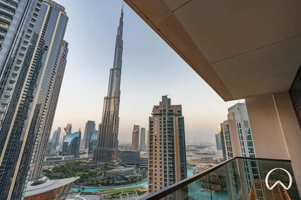 Luxurious 3Br In Act 1 Act 2 With Burj Khalifa View Apartment Dubai