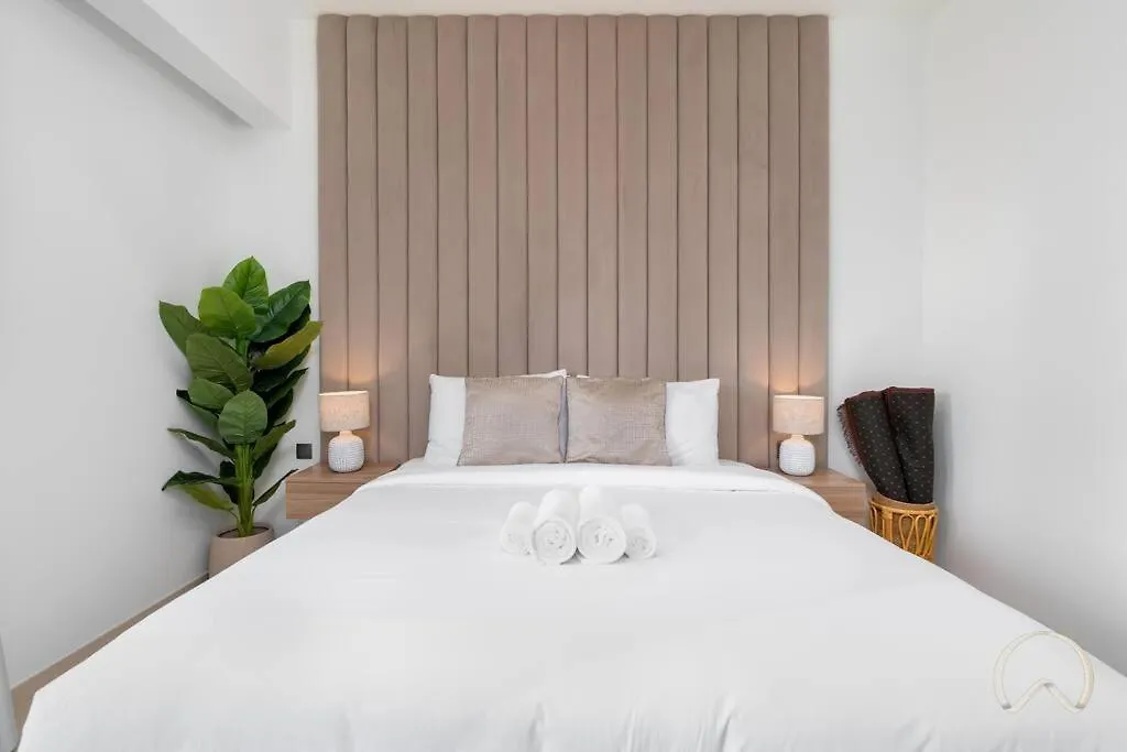 Luxurious 3Br In Act 1 Act 2 With Burj Khalifa View Apartment Dubai