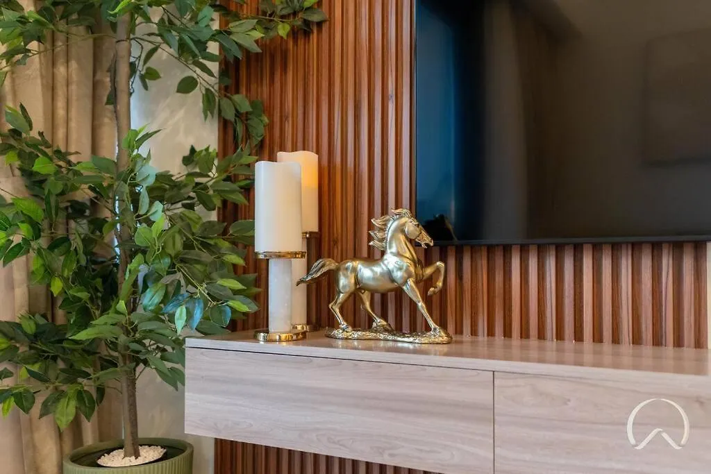 Luxurious 3Br In Act 1 Act 2 With Burj Khalifa View Apartment Dubai United Arab Emirates